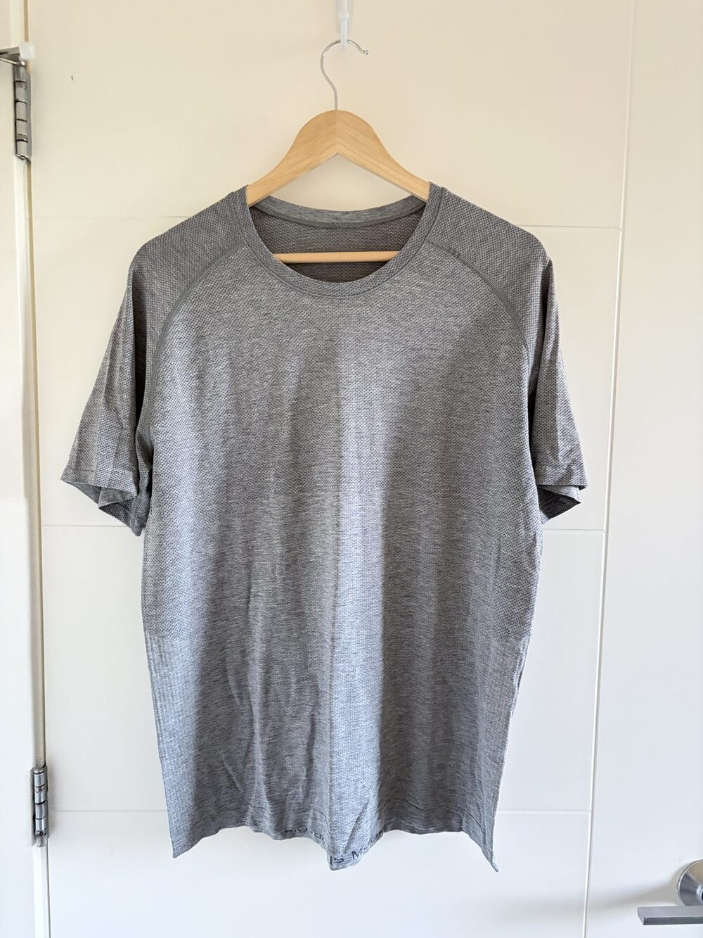 lululemon Metal Vent Tech Short Sleeve Shirt Heathered Grey Men's Large